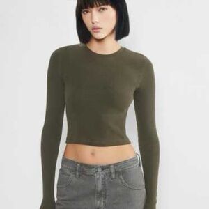 TNA Olive Long Sleeve Top

#1166